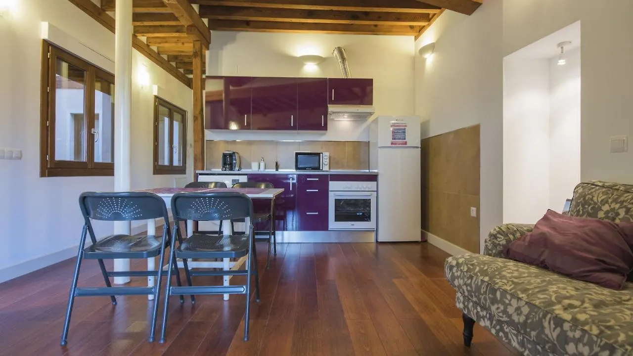 San Cipriano Con Parking Incluido - Apartamentos Aloha トレド 0*,  スペイン