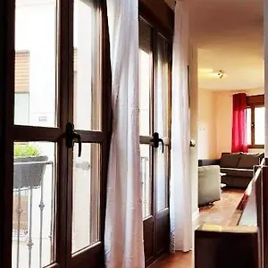 Santa Ursula 2 Parking Publico Por A 50 M 18 Euros Dia Apartment